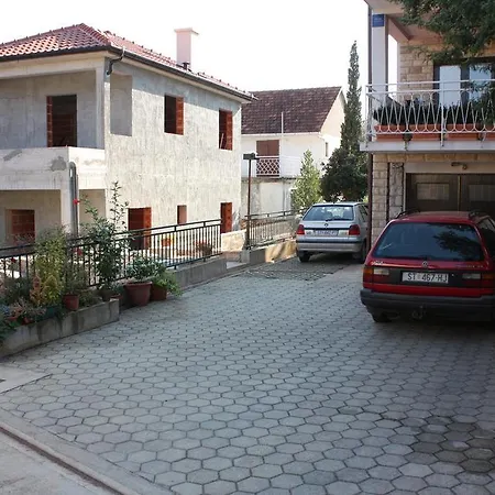 Stari Grad 4014b
