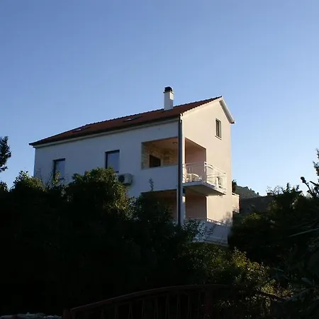 Stari Grad 4014b Lägenhet *